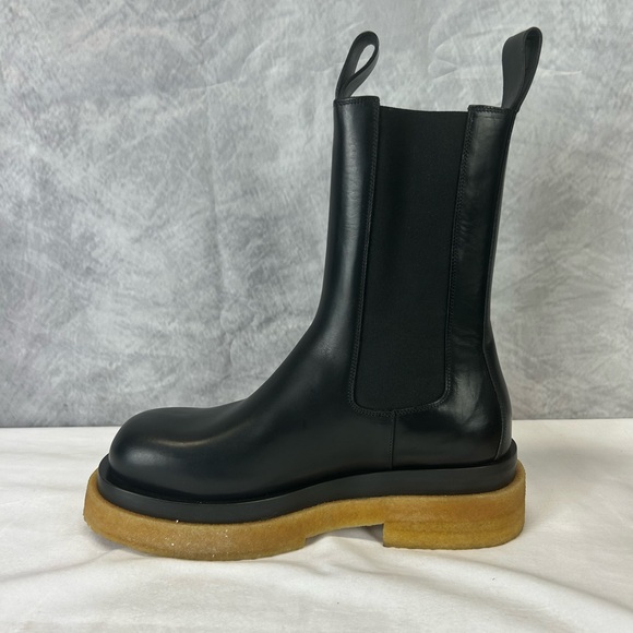 BOTTEGA VENETA
Wardrobe 02 Lug Crepe Sole Leather Boots main image 6